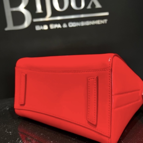 Givenchy Mini Antigona Red XSOLDX - Picture 3 of 10